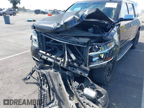 2017 Chevrolet Suburban Premier z VIN 1GNSKJKC1HR179664, wystawiony jako IAAI lot #42928048 z przebiegiem 197 502 mil mil oraz . Historia ofert i sprzedaży dostępna na DreamBid. Obrazek 6.