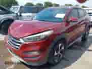 2018 Hyundai Tucson Sport с VIN KM8J33AL1JU800561, выставлен на аукционе IAAI как лот 42471795 с пробегом 81 809 миль миль и . История ставок и продаж доступна на DreamBid. Изображение 20.