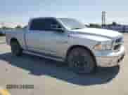 2018 Ram 1500 Big Horn z VIN 1C6RR7TT7JS204268, wystawiony jako Copart lot #61741225 z przebiegiem 81 375 mil mil oraz Szkoda całkowita • Salvage title. Historia ofert i sprzedaży dostępna na DreamBid. Obrazek 4.