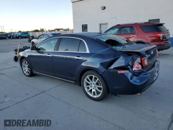 2009 Chevrolet Malibu LTZ with VIN 1G1ZK57B39F179742, listed as a Copart auction lot 89916475 with 178,202 mi miles and Salvage title. Bid and sale history available at DreamBid. Image 2.