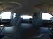 2008 Chevrolet Silverado 1500 2LT z VIN 3GCEC13J98G306354, wystawiony jako IAAI lot #40270442 z przebiegiem 171 085 mil mil oraz . Historia ofert i sprzedaży dostępna na DreamBid. Obrazek 18.