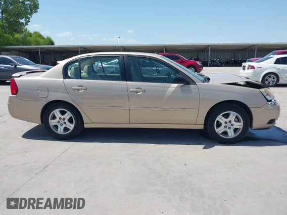 2005 Chevrolet Malibu LT z VIN 1G1ZU54855F132001, wystawiony jako IAAI lot #42761060 z przebiegiem 74 957 mil mil oraz . Historia ofert i sprzedaży dostępna na DreamBid. Obrazek 14.