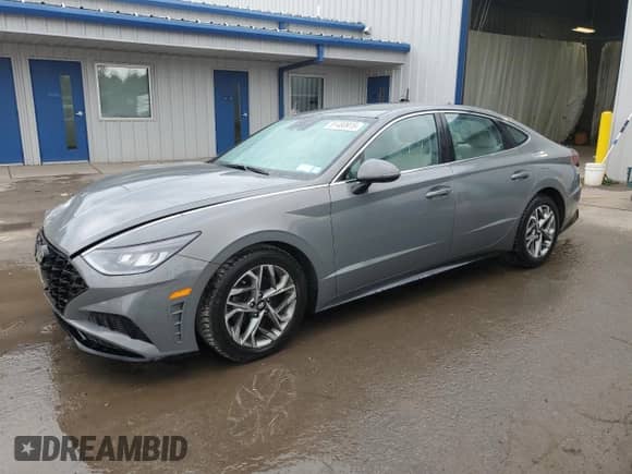 2023 Hyundai Sonata SEL с VIN KMHL64JA1PA269585, выставлен на аукционе Copart как лот 81480915 с пробегом 26 692 миль миль и Списание • Salvage title. История ставок и продаж доступна на DreamBid. Изображение 1.