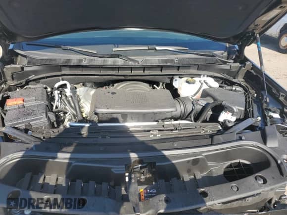 2024 Chevrolet Suburban LS z VIN 1GNSKBKD7RR381490, wystawiony jako Copart lot #52679135 z przebiegiem Nie podano mil oraz Szkoda całkowita • Salvage title. Historia ofert i sprzedaży dostępna na DreamBid. Obrazek 12.