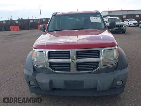 2007 Dodge Nitro SXT z VIN 1D8GU28K47W643514, wystawiony jako IAAI lot #42701837 z przebiegiem 190 343 mil mil oraz . Historia ofert i sprzedaży dostępna na DreamBid. Obrazek 6.