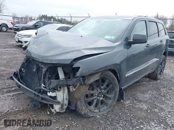 2017 Jeep Grand Cherokee Altitude with VIN 1C4RJFAG9HC768735, listed as a IAAI auction lot 41977654 with 109,147 mi miles and . Bid and sale history available at DreamBid. Image 2.