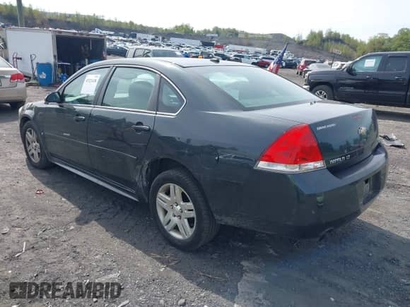2014 Chevrolet Impala LT z VIN 2G1WB5E34E1155272, wystawiony jako IAAI lot #43321438 z przebiegiem 284 987 mil mil oraz . Historia ofert i sprzedaży dostępna na DreamBid. Obrazek 3.