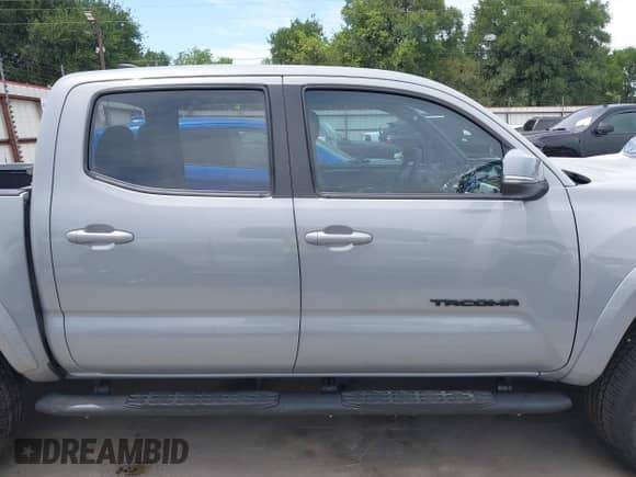 2019 Toyota Tacoma SR5 с VIN 3TMAZ5CN2KM096096, выставлен на аукционе IAAI как лот 42268939 с пробегом 82 935 миль миль и . История ставок и продаж доступна на DreamBid. Изображение 14.