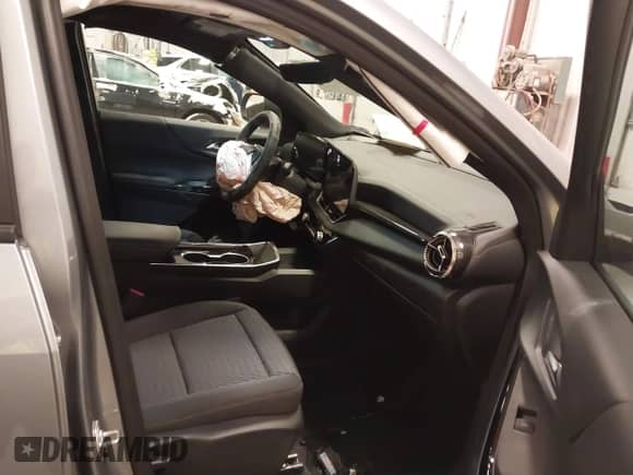 2025 Chevrolet Equinox AWD LT с VIN 3GNAXPEG5SL103717, выставлен на аукционе IAAI как лот 41389601 с пробегом 4 617 миль миль и . История ставок и продаж доступна на DreamBid. Изображение 5.