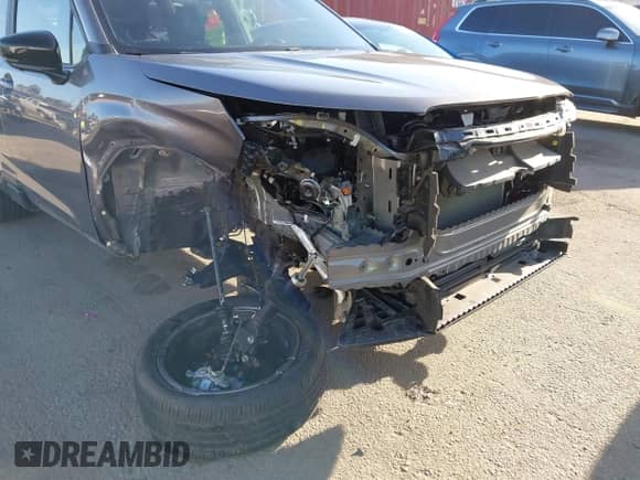 2025 Subaru Forester Touring z VIN JF2SLDTC4SH483561, wystawiony jako IAAI lot #43143953 z przebiegiem 11 209 mil mil oraz . Historia ofert i sprzedaży dostępna na DreamBid. Obrazek 6.