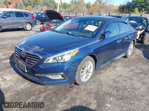 2015 Hyundai Sonata Sport с VIN 5NPE34AF3FH084799, выставлен на аукционе IAAI как лот 43453543 с пробегом 87 629 миль миль и . История ставок и продаж доступна на DreamBid. Изображение 2.