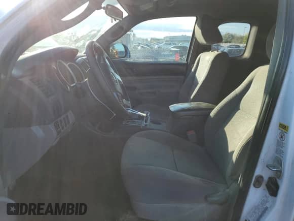 2013 Toyota Tacoma with VIN 5TFUX4EN9DX020902, listed as a Copart auction lot 86689465 with 134,756 mi miles and Salvage title. Bid and sale history available at DreamBid. Image 7.