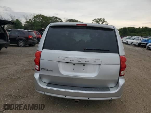 2012 Dodge Grand Caravan R/T z VIN 2C4RDGEG0CR168287, wystawiony jako Copart lot #71914185 z przebiegiem 171 343 mil mil oraz Szkoda całkowita • Salvage title. Historia ofert i sprzedaży dostępna na DreamBid. Obrazek 6.