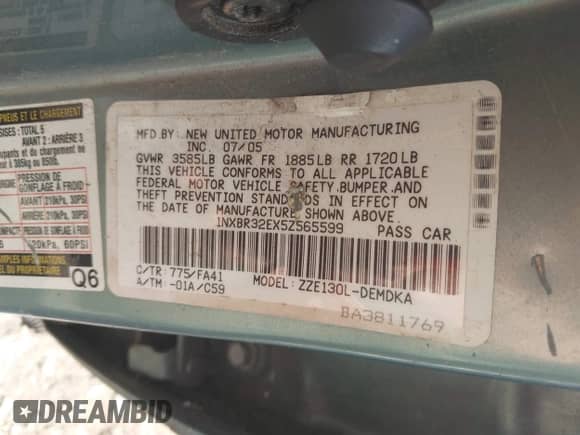 2005 Toyota Corolla CE with VIN 1NXBR32EX5Z565599, listed as a IAAI auction lot 43343091 with Not provided miles and . Bid and sale history available at DreamBid. Image 9.