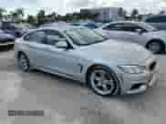 2015 BMW 4 Series 428i xDrive z VIN WBA4C9C50FG135562, wystawiony jako Copart lot #80879735 z przebiegiem 64 932 mil mil oraz Szkoda całkowita • Salvage title. Historia ofert i sprzedaży dostępna na DreamBid. Obrazek 4.