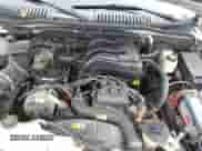 2008 Ford Explorer XLT z VIN 1FMEU73E68UB34943, wystawiony jako IAAI lot #43323406 z przebiegiem 147 491 mil mil oraz . Historia ofert i sprzedaży dostępna na DreamBid. Obrazek 10.