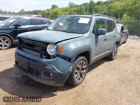 2017 Jeep Renegade Latitude with VIN ZACCJBBB4HPE61406, listed as a IAAI auction lot 42956975 with 116,819 mi miles and . Bid and sale history available at DreamBid. Image 2.