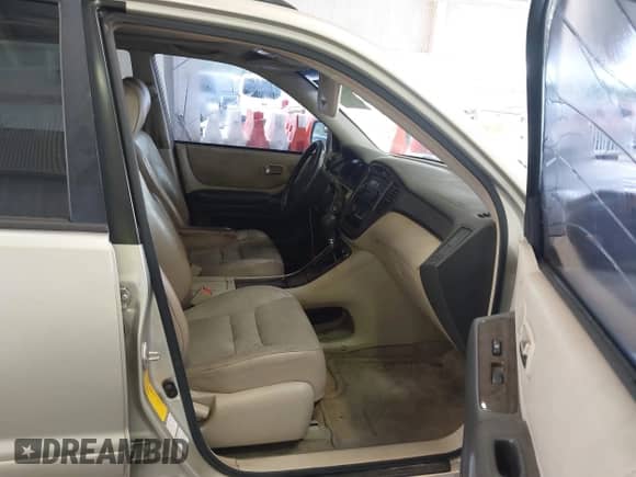 2003 Toyota Highlander с VIN JTEHF21A830116311, выставлен на аукционе IAAI как лот 42729299 с пробегом 195 042 миль миль и . История ставок и продаж доступна на DreamBid. Изображение 5.