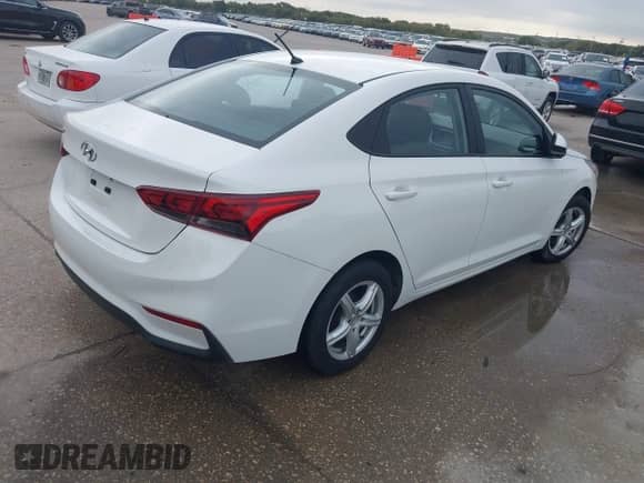 2018 Hyundai Accent SE with VIN 3KPC24A37JE006054, listed as a IAAI auction lot 43524175 with 122,028 mi miles and . Bid and sale history available at DreamBid. Image 4.
