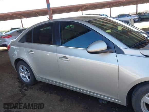 2014 Chevrolet Cruze 1LT with VIN 1G1PC5SB0E7447730, listed as a IAAI auction lot 43185368 with 85,026 mi miles and . Bid and sale history available at DreamBid. Image 13.