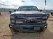 2017 Chevrolet Silverado 2500HD LT с VIN 1GC1KVEG3HF244171, выставлен на аукционе Copart как лот 84920765 с пробегом 120 097 миль миль и Списание • Salvage title. История ставок и продаж доступна на DreamBid. Изображение 5.