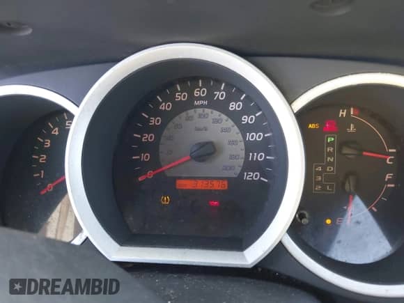 2007 Toyota Tacoma PreRunner z VIN 5TEKU72NX7Z376472, wystawiony jako IAAI lot #43534946 z przebiegiem 313 576 mil mil oraz . Historia ofert i sprzedaży dostępna na DreamBid. Obrazek 7.