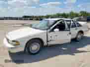 1993 Chevrolet Caprice Classic с VIN 1G1BL53E9PR137649, выставлен на аукционе Copart как лот 84284925 с пробегом 73 399 миль миль и Списание • Salvage title. История ставок и продаж доступна на DreamBid. Изображение 1.