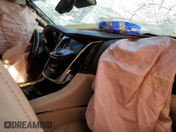 2016 Cadillac Escalade ESV Premium Collection с VIN 1GYS3JKJ4GR165660, выставлен на аукционе Copart как лот 53505835 с пробегом Не указан миль и Списание • Salvage title. История ставок и продаж доступна на DreamBid. Изображение 8.