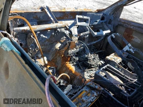 2017 Ram 1500 Express z VIN 1C6RR7FT5HS611415, wystawiony jako Copart lot #58318335 z przebiegiem Nie podano mil oraz Nie do naprawy • Non repairable. Historia ofert i sprzedaży dostępna na DreamBid. Obrazek 8.