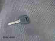 2004 Chevrolet Silverado 1500 LT z VIN 1GCEC19T14E120043, wystawiony jako IAAI lot #43527931 z przebiegiem 336 519 mil mil oraz . Historia ofert i sprzedaży dostępna na DreamBid. Obrazek 11.