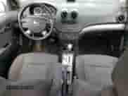 2009 Chevrolet Aveo LS с VIN KL1TD56E19B623945, выставлен на аукционе Copart как лот 64330084 с пробегом 86 633 миль миль и Чистый • Clean title. История ставок и продаж доступна на DreamBid. Изображение 8.