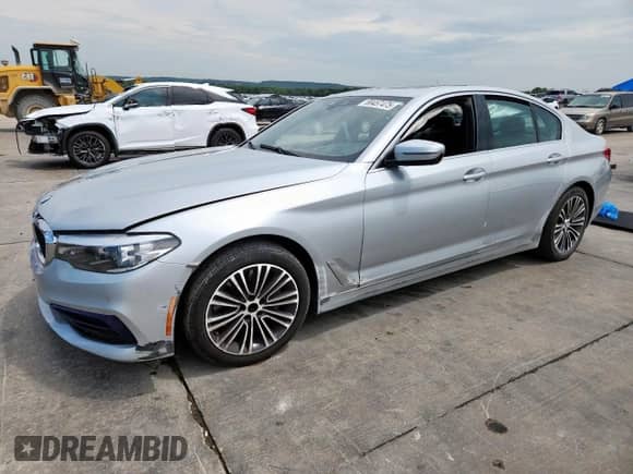 2019 BMW 5 Series 530i with VIN WBAJA5C58KWW39410, listed as a Copart auction lot 69457475 with 95,024 mi miles and Salvage title. Bid and sale history available at DreamBid. Image 1.