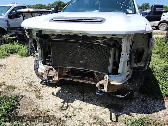 2021 Chevrolet Silverado 2500HD Work Truck with VIN 1GC1YLE78MF288230, listed as a IAAI auction lot 43590962 with 127,645 mi miles and . Bid and sale history available at DreamBid. Image 30.