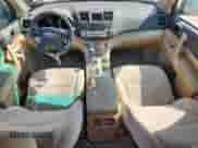 2008 Toyota Highlander z VIN JTEDS41A582040354, wystawiony jako Copart lot #70176765 z przebiegiem 145 436 mil mil oraz Czysty tytuł • Clean title. Historia ofert i sprzedaży dostępna na DreamBid. Obrazek 8.