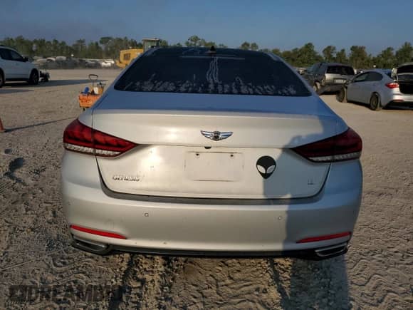 2015 Hyundai Genesis 3.8L z VIN KMHGN4JE5FU069927, wystawiony jako Copart lot #74990854 z przebiegiem 62 641 mil mil oraz Szkoda całkowita • Salvage title. Historia ofert i sprzedaży dostępna na DreamBid. Obrazek 6.