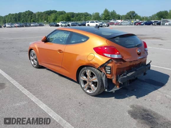2016 Hyundai Veloster с VIN KMHTC6AD8GU281049, выставлен на аукционе IAAI как лот 42952329 с пробегом 125 190 миль миль и . История ставок и продаж доступна на DreamBid. Изображение 3.