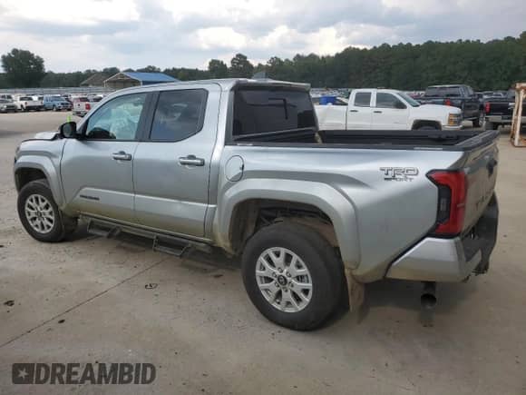2024 Toyota Tacoma SR5 with VIN 3TYLB5JN6RT060507, listed as a Copart auction lot 81100645 with 7,884 mi miles and Clean title. Bid and sale history available at DreamBid. Image 2.