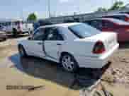 1999 Mercedes-Benz C 230/260/280/320 z VIN WDBHA24G3XA757741, wystawiony jako Copart lot #62602045 z przebiegiem 85 928 mil mil oraz Czysty tytuł • Clean title. Historia ofert i sprzedaży dostępna na DreamBid. Obrazek 2.