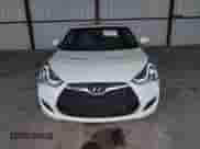 2013 Hyundai Veloster w/Black Int z VIN KMHTC6AD3DU171621, wystawiony jako IAAI lot #42902812 z przebiegiem 135 498 mil mil oraz . Historia ofert i sprzedaży dostępna na DreamBid. Obrazek 6.
