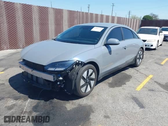2023 Hyundai Ioniq 6 SE с VIN KMHM24AA5PA028452, выставлен на аукционе IAAI как лот 42002748 с пробегом 32 133 миль миль и . История ставок и продаж доступна на DreamBid. Изображение 19.