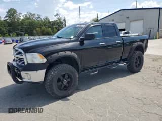 2013 Ram 1500 Big Horn z VIN 1C6RR7GT9DS721702, wystawiony jako Copart lot #65464975 z przebiegiem 154 840 mil mil oraz Szkoda całkowita • Salvage title. Historia ofert i sprzedaży dostępna na DreamBid. Obrazek 1.