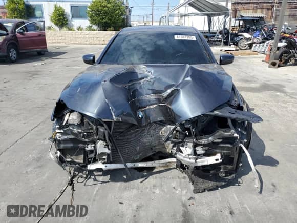 2017 BMW 7 Series 740i с VIN WBA7E2C38HG740803, выставлен на аукционе Copart как лот 81501205 с пробегом Не указан миль и Списание • Salvage title. История ставок и продаж доступна на DreamBid. Изображение 5.