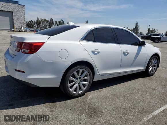2013 Chevrolet Malibu LT with VIN 1G11E5SAXDF266985, listed as a Copart auction lot 50611835 with 141,636 mi miles and Clean title. Bid and sale history available at DreamBid. Image 3.