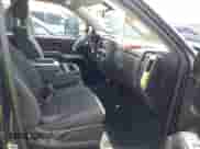 2019 Chevrolet Silverado 1500 LT z VIN 2GCVKPEC0K1106550, wystawiony jako IAAI lot #42768386 z przebiegiem 67 788 mil mil oraz . Historia ofert i sprzedaży dostępna na DreamBid. Obrazek 5.