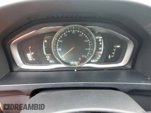 2016 Volvo S60 T5 Premier с VIN YV1612TK9G2391951, выставлен на аукционе Copart как лот 81272885 с пробегом 165 262 миль миль и Списание • Salvage title. История ставок и продаж доступна на DreamBid. Изображение 9.