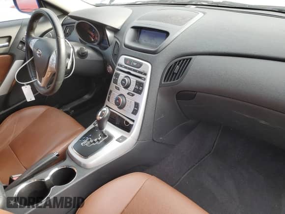 2010 Hyundai Genesis Coupe с VIN KMHHU6KH1AU019238, выставлен на аукционе Copart как лот 80471374 с пробегом 89 835 миль миль и На запчасти • Non repairable. История ставок и продаж доступна на DreamBid. Изображение 8.