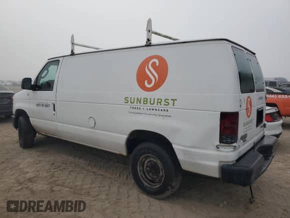 2012 Ford Econoline Cargo Recreational with VIN 1FTNE2EL7CDB25094, listed as a Copart auction lot 42137285 with 304,976 mi miles and Salvage title. Bid and sale history available at DreamBid. Image 2.