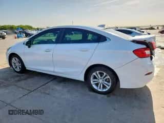 2019 Chevrolet Cruze LT with VIN 1G1BE5SM4K7111435, listed as a Copart auction lot 66938005 with 149,757 mi miles and Clean title. Bid and sale history available at DreamBid. Image 2.