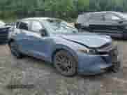 2023 Mazda CX-5 S Preferred z VIN JM3KFBCM5P0199095, wystawiony jako Copart lot #67264225 z przebiegiem 7 969 mil mil oraz Szkoda całkowita • Salvage title. Historia ofert i sprzedaży dostępna na DreamBid. Obrazek 4.