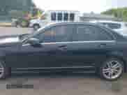 2013 Mercedes-Benz C 300 Sport с VIN WDDGF8AB4DR243233, выставлен на аукционе IAAI как лот 43098798 с пробегом 145 595 миль миль и . История ставок и продаж доступна на DreamBid. Изображение 14.
